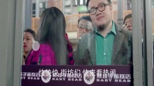 猛男吃瓜群众是真的吗,揭秘网络现象背后的真实故事