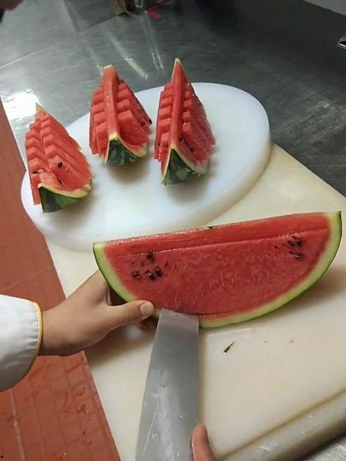 喜欢吃藕的吃瓜群众,揭秘爱吃藕的吃瓜群众背后的故事