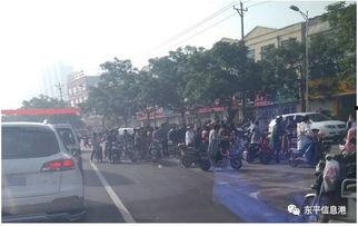 汴河街吃瓜群众是谁,街头巷尾的趣味观察